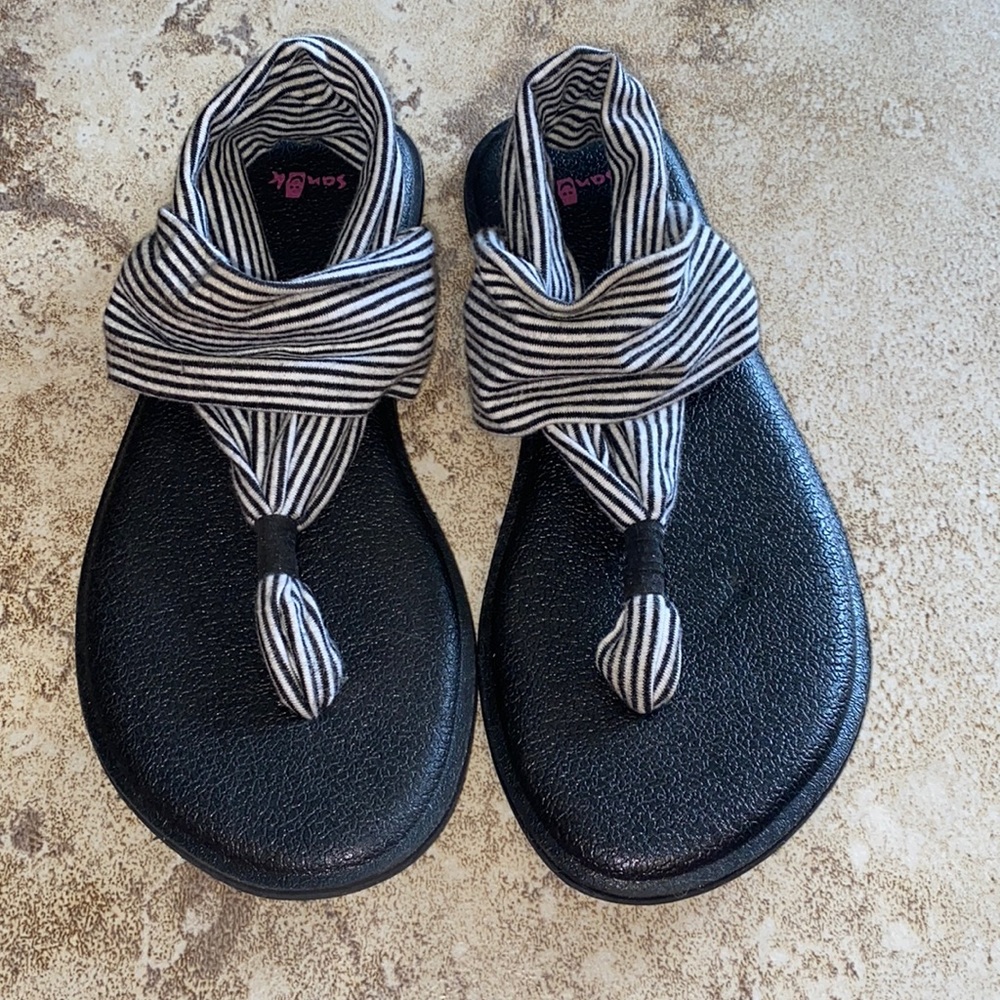 SANUK yoga mat sling sandals yth 4/5= wmns 6/7